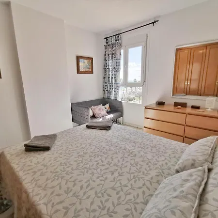 Neptuno Apartment: Sun, And Relax In Huelin Apartment
