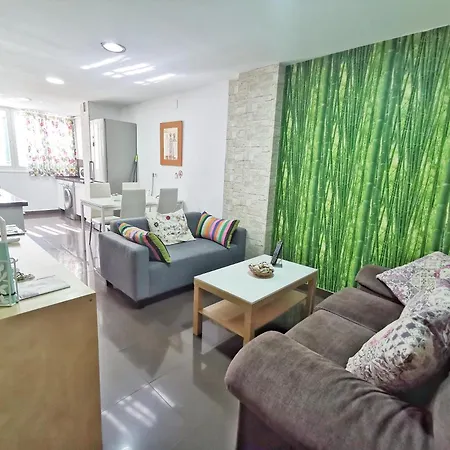 Neptuno Apartment: Sun, And Relax In Huelin Malaga